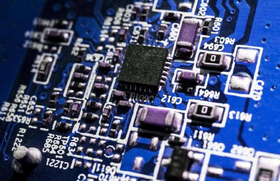 TMS320F28035PNTR: Двигатель производительности для промышленного управления